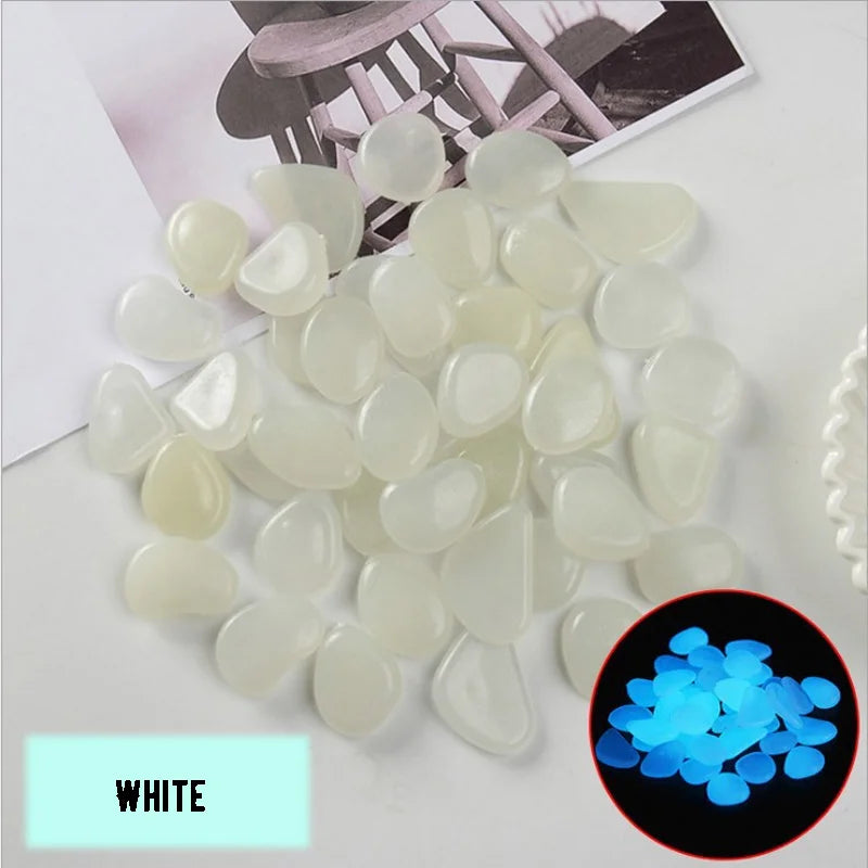 25/50PCS Glowing Pebbles - Glow In The Dark